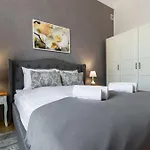Freta 25 Elegant Apartment By Rent Like Home